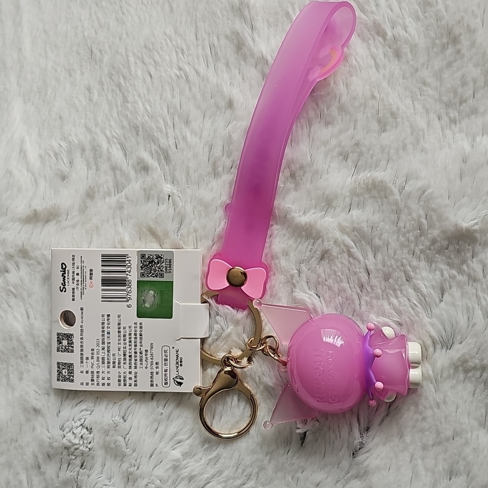 Kuromi Keychain - Picture 2 of 6